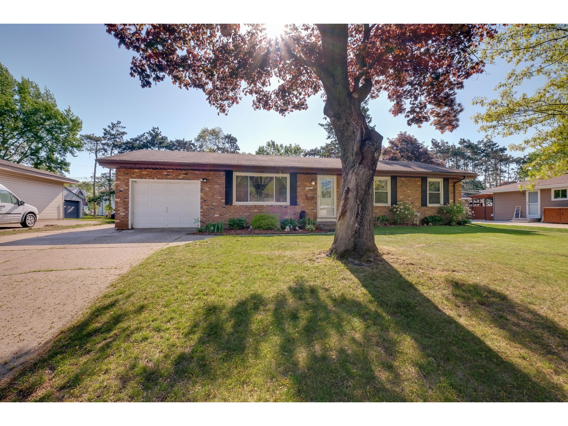 1624 Dixon Drive, Saint Paul Park, MN 55071 MLS 5744800 Edina Realty