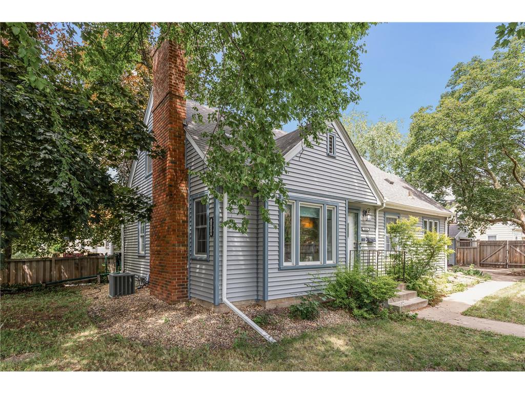 1624 Edgerton Street Saint Paul MN 55130 6555908 image1