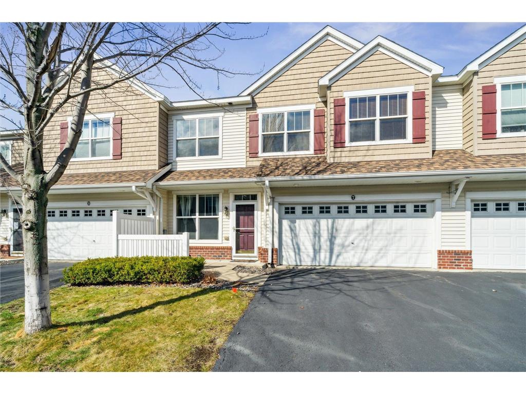 1624 Legacy Parkway E #7 Maplewood MN 55109 6519621 image1