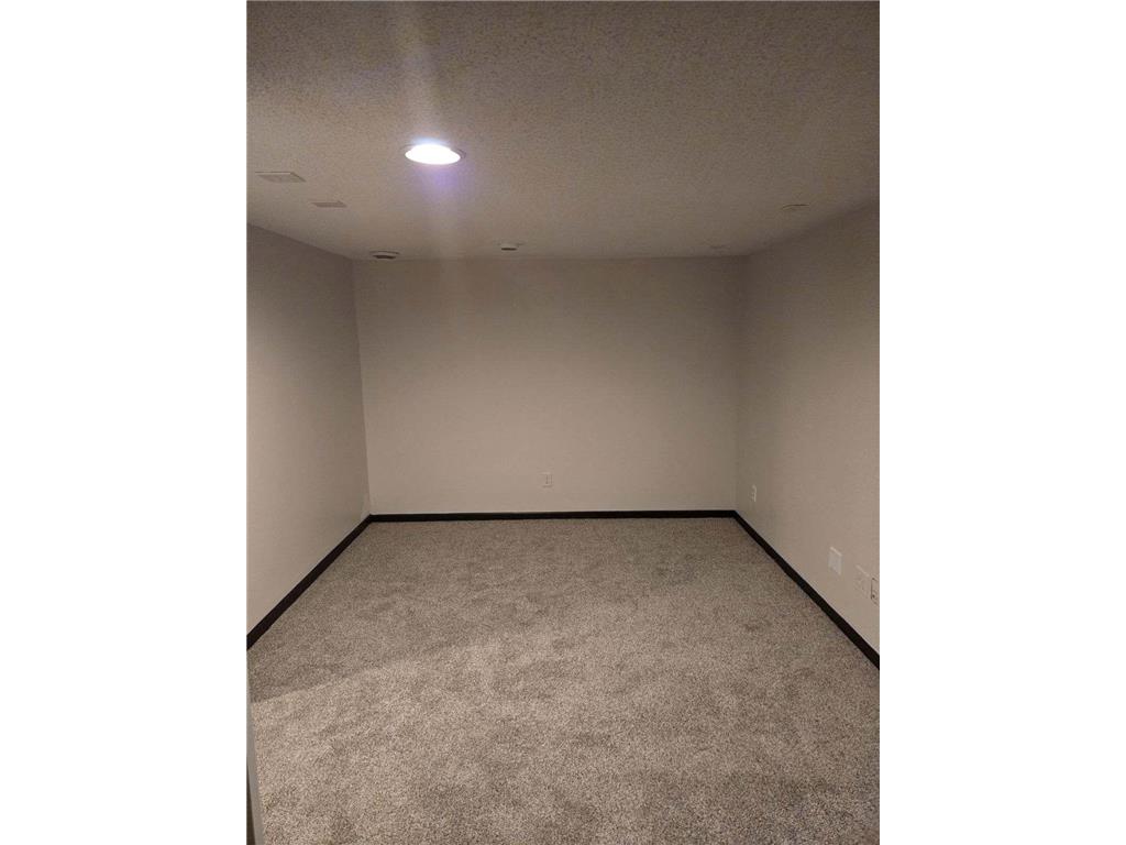 1624 Philipp Way Shakopee MN 55379 6805183 image10