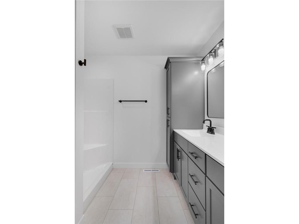 1624 Red Clover Street Holmen WI 54636 6802463 image32