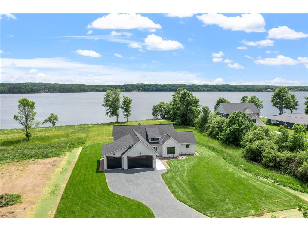 1625 Lake Avenue Luck WI 54853 - Big Butternut Lake 7096106 image41