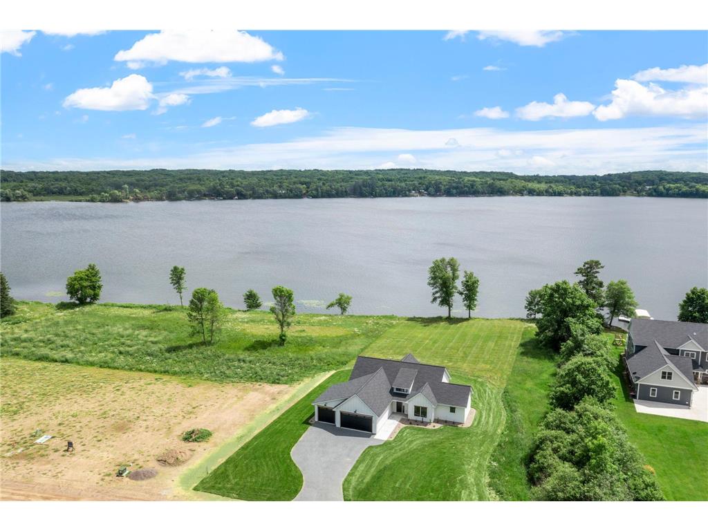 1625 Lake Avenue Luck WI 54853 - Big Butternut Lake 7096106 image43