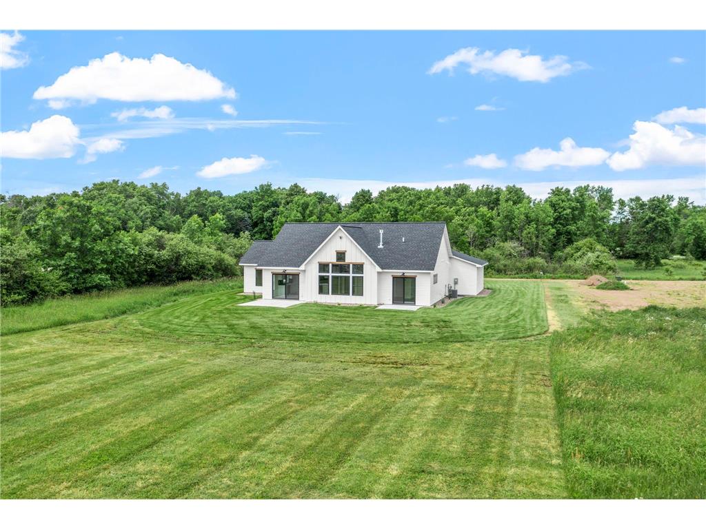 1625 Lake Avenue Luck WI 54853 - Big Butternut Lake 7096106 image54