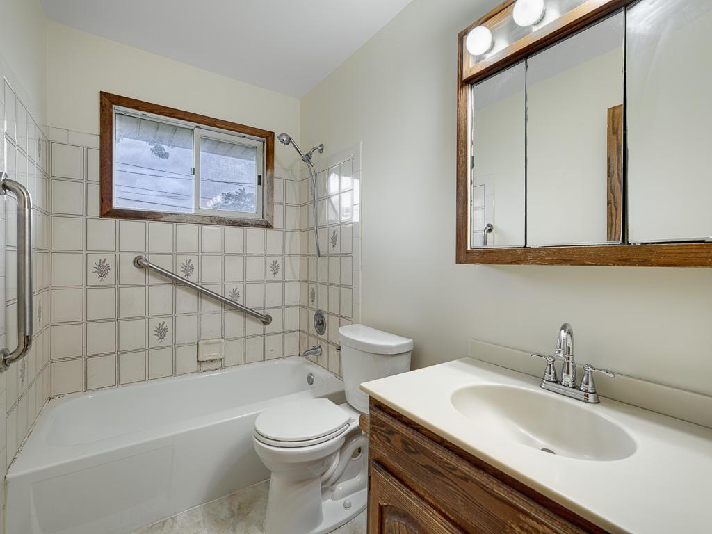 1625 Mclean Avenue Saint Paul MN 55106 7092100 image8