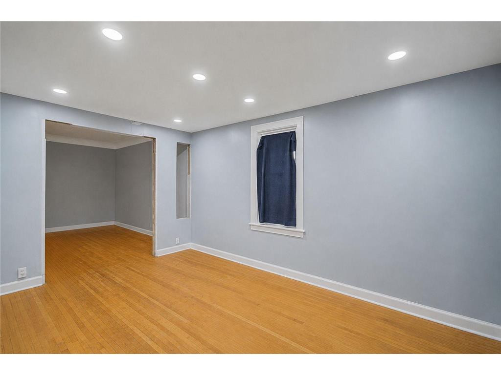 1625 Polk Street NE Minneapolis MN 55413 7113800 image12