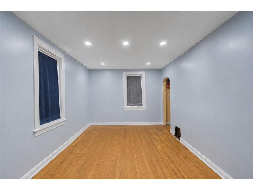 1625 Polk Street NE Minneapolis MN 55413 7113800 image13