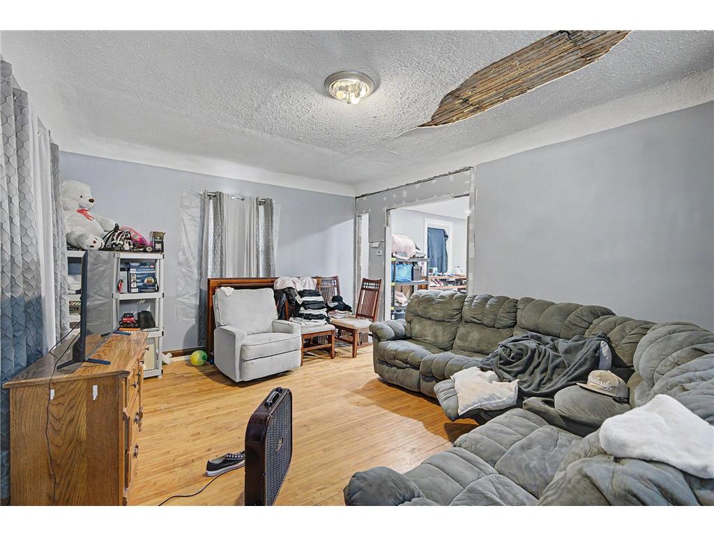 1625 Polk Street NE Minneapolis MN 55413 7113800 image19