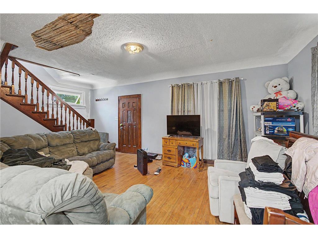 1625 Polk Street NE Minneapolis MN 55413 7113800 image20