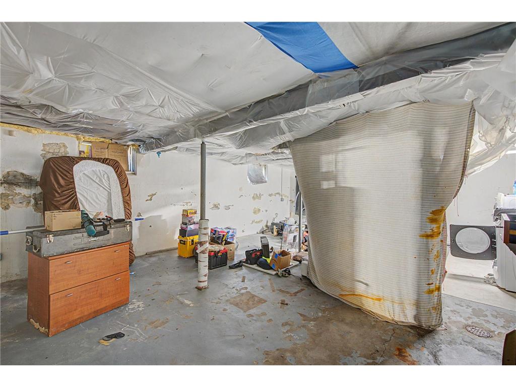 1625 Polk Street NE Minneapolis MN 55413 7113800 image23