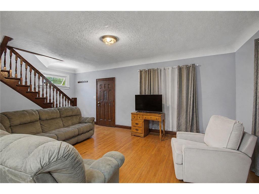 1625 Polk Street NE Minneapolis MN 55413 7113800 image6