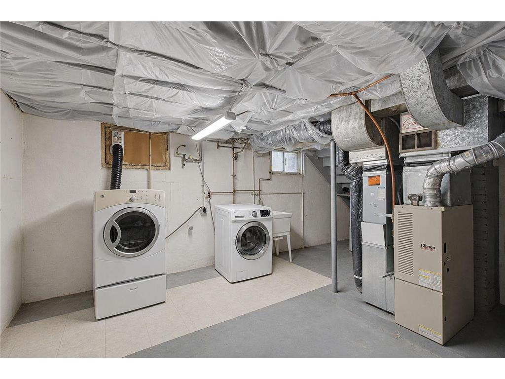 1625 Polk Street NE Minneapolis MN 55413 7113800 image7