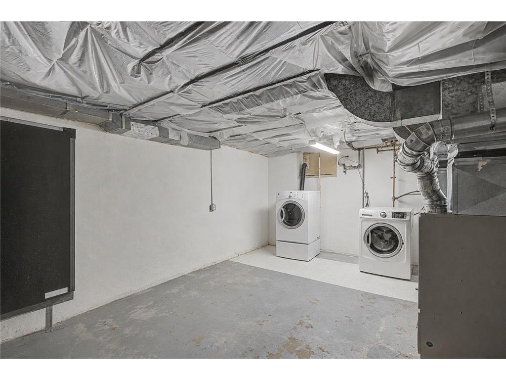 1625 Polk Street NE Minneapolis MN 55413 7113800 image8