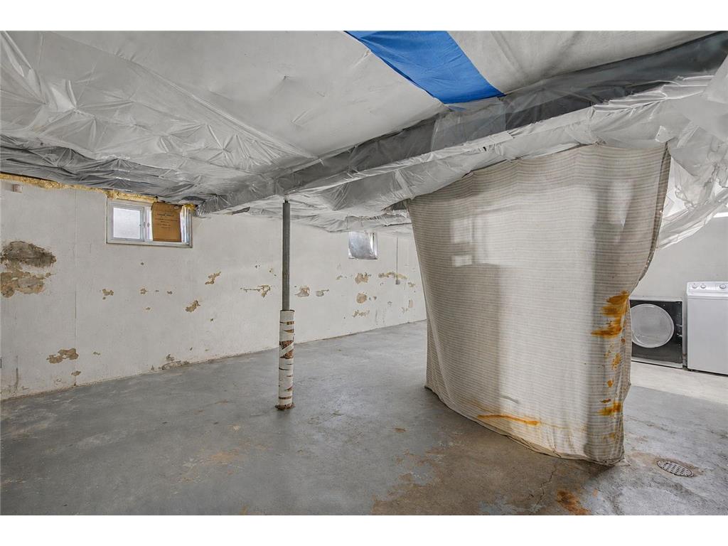 1625 Polk Street NE Minneapolis MN 55413 7113800 image9
