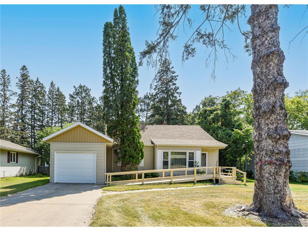 1625 S 7th Street, Brainerd, MN, 56401 MLS 6245892 Edina Realty