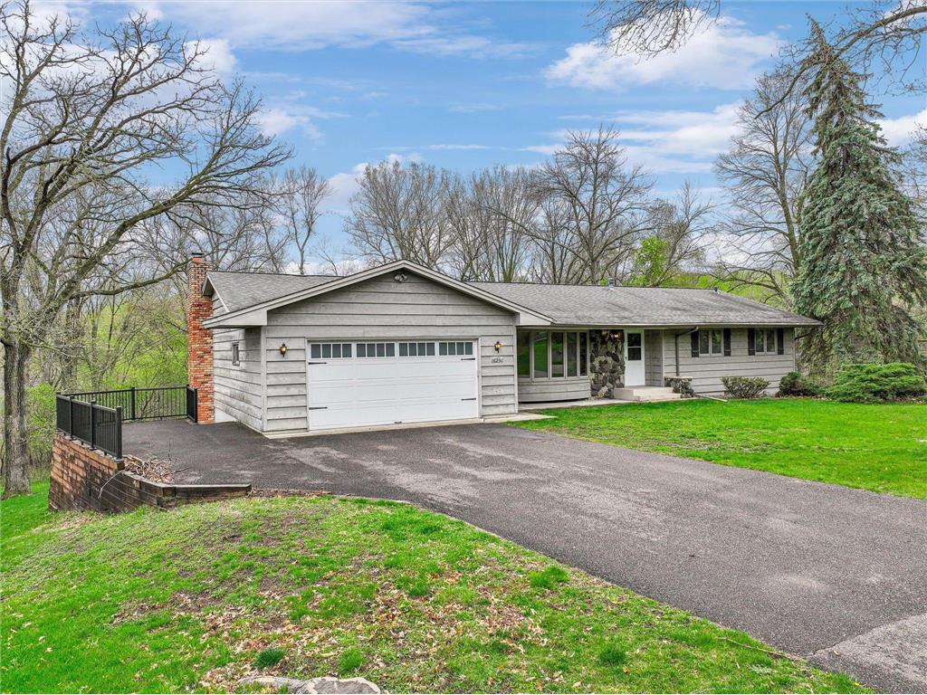 16251 S Hillcrest Court Eden Prairie MN 55346 6520243 image1