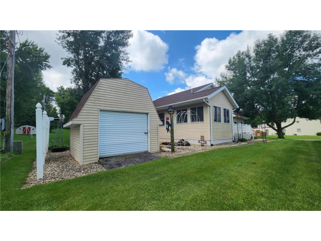 1626 Keystone Drive Albert Lea MN 56007 6775719 image4
