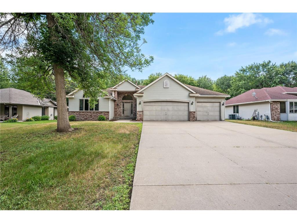 1626 Park Avenue, White Bear Twp, MN, 55110 MLS 6396974 Edina Realty