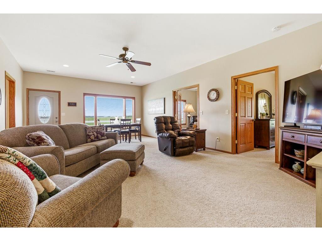 1626 Thunderbird Road Marshall MN 56258 7082607 image2