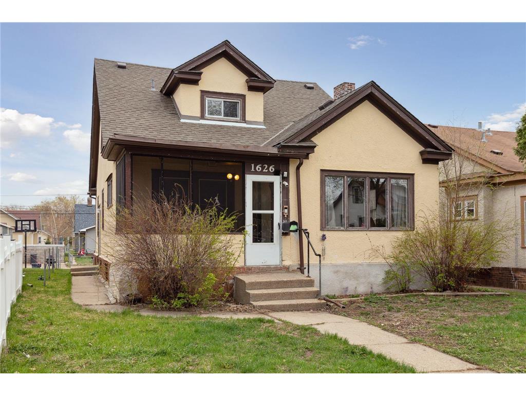 1626 Upton Avenue N Minneapolis MN 55411 6359975 image1