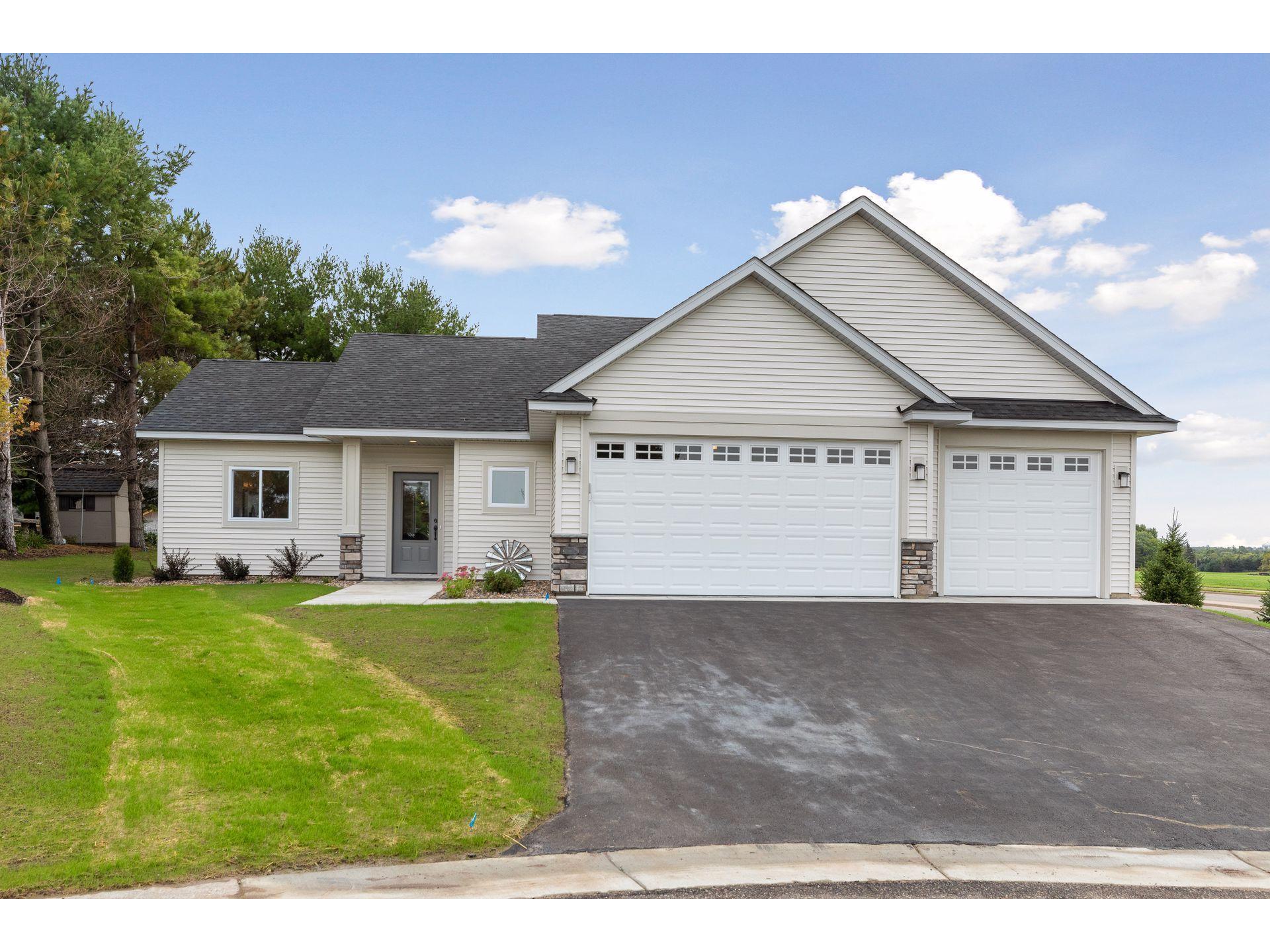 1626 Waters Edge Drive, New Richmond, WI, 54017 MLS 6017345 Edina