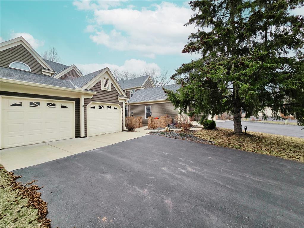 1626 Wexford Way, Woodbury, MN, 55125 | MLS: 6633559 | Edina Realty