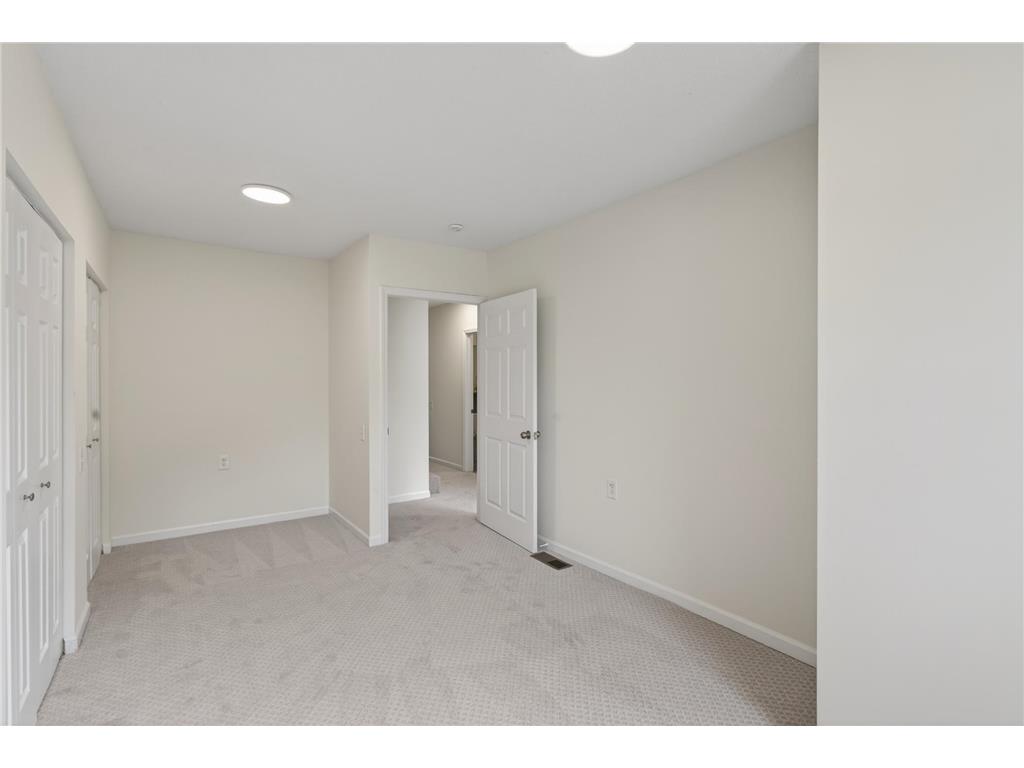1627 Thomas Avenue N Minneapolis MN 55411 7061601 image14