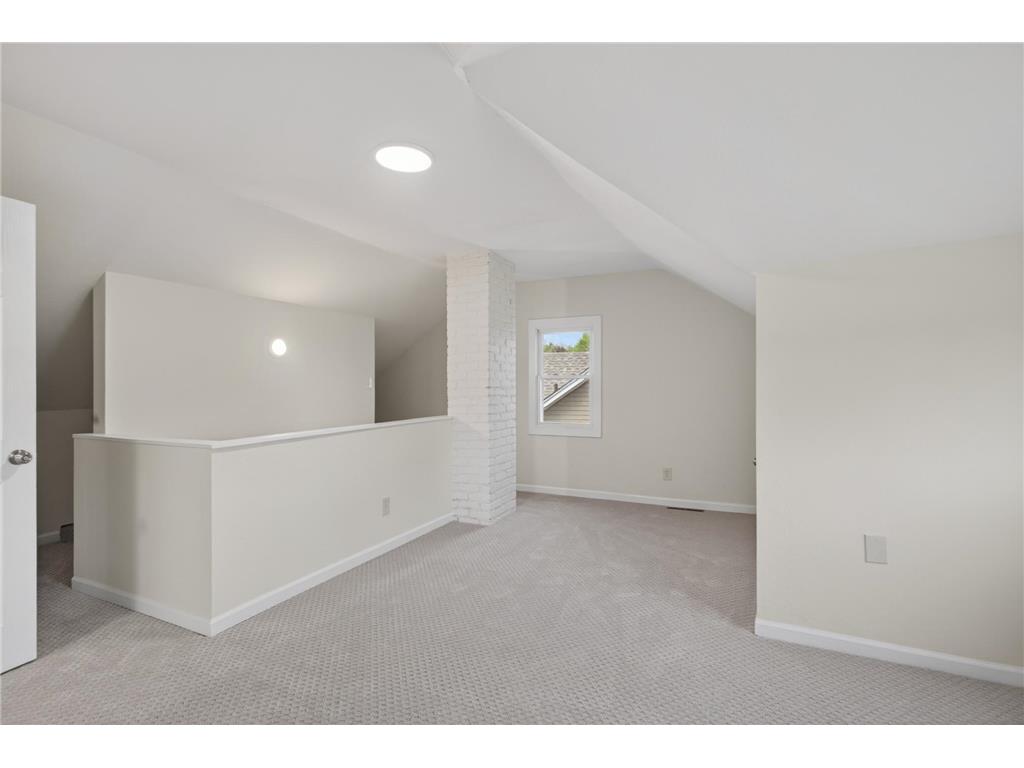 1627 Thomas Avenue N Minneapolis MN 55411 7061601 image19