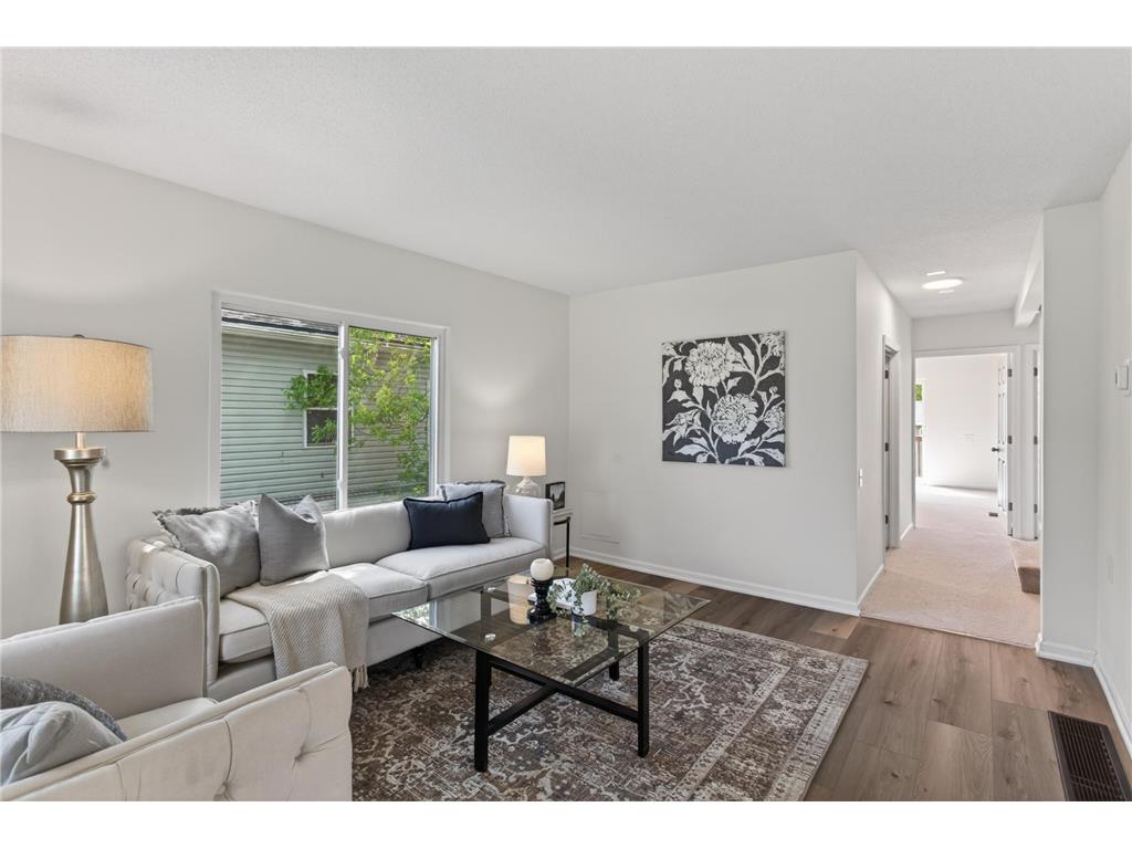 1627 Thomas Avenue N Minneapolis MN 55411 7061601 image6