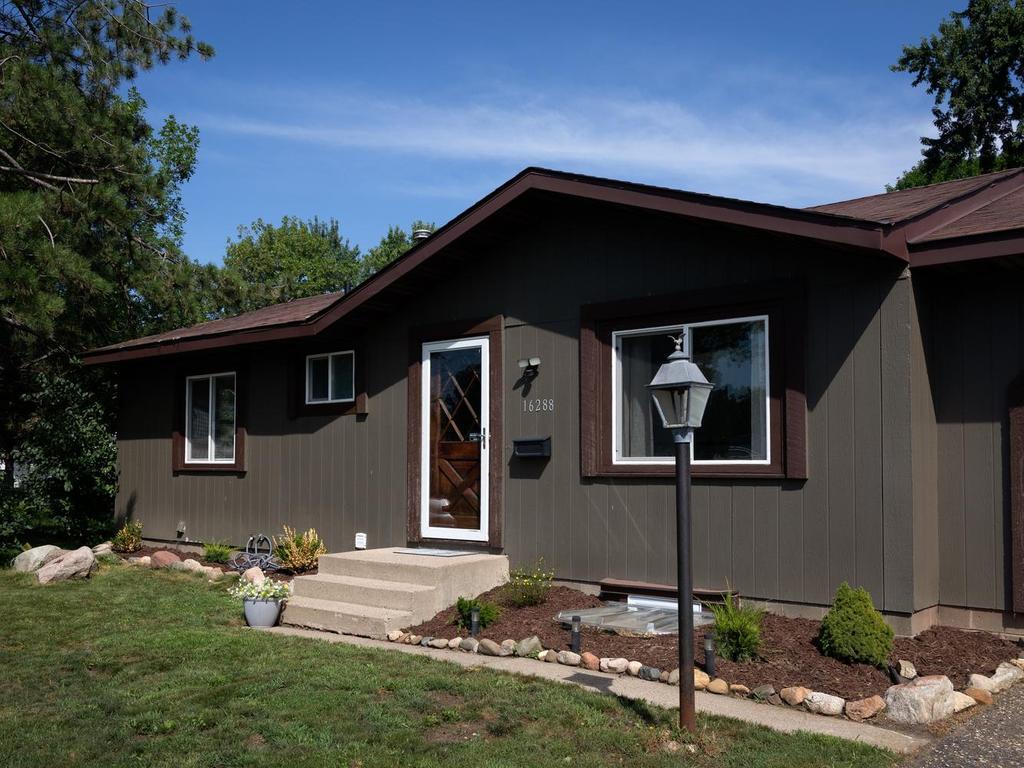 16288 Florida Way W Lakeville MN 55068 7107733 image2