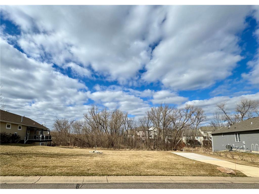 1629 Independence Drive Northfield MN 55057 6505063 image1