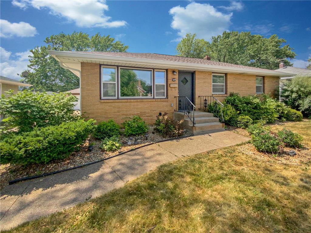 1629 Luella Street N Saint Paul MN 55119 6391932 image1