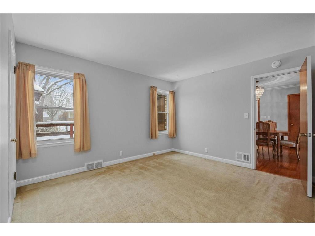 1629 Ridgewood Lane S Roseville MN 55113 6801956 image19