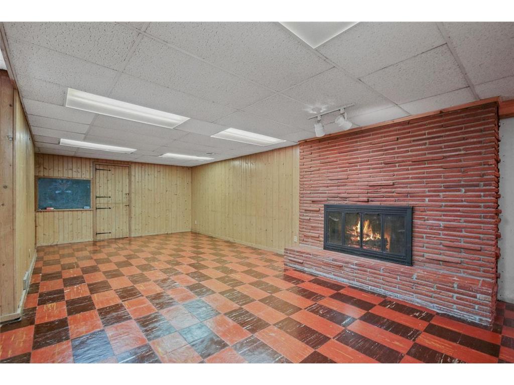 1629 Ridgewood Lane S Roseville MN 55113 6801956 image20