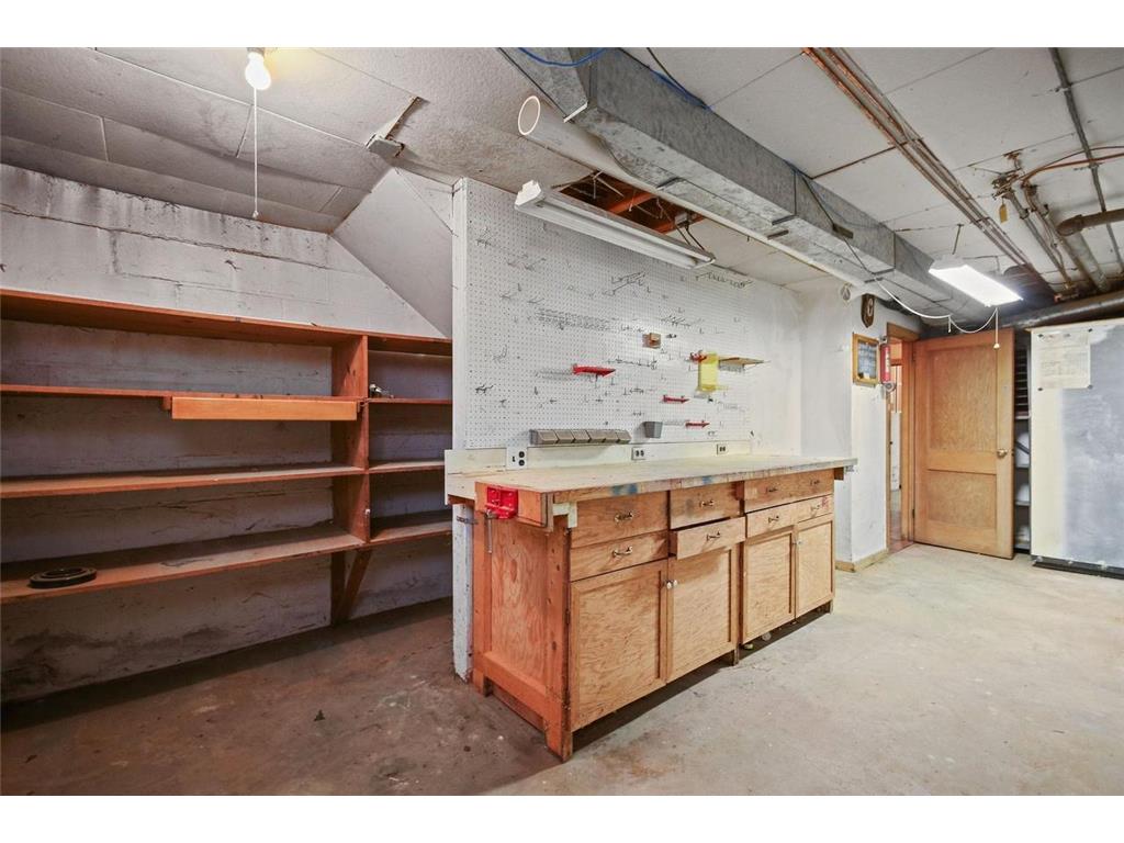 1629 Ridgewood Lane S Roseville MN 55113 6801956 image26