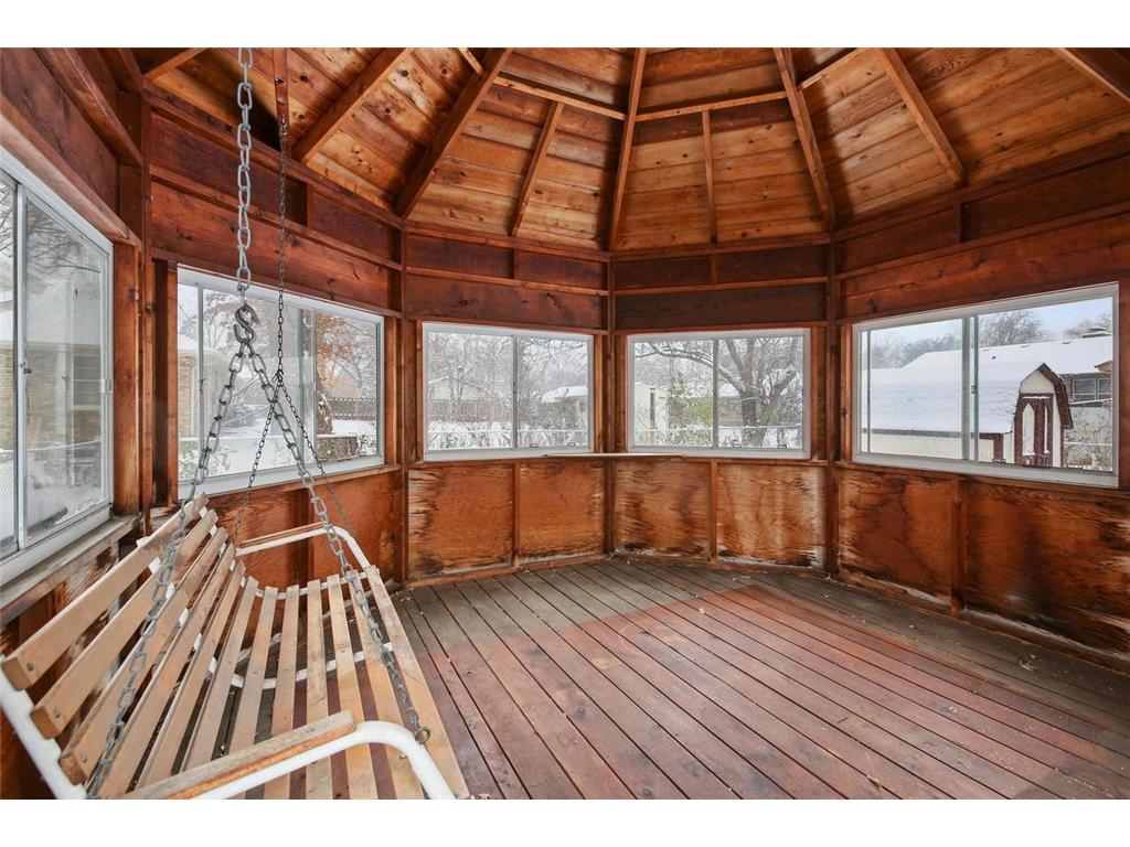 1629 Ridgewood Lane S Roseville MN 55113 6801956 image28