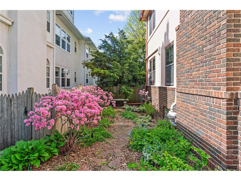 1629 W 25th Street Minneapolis MN 55405 7059156 image6