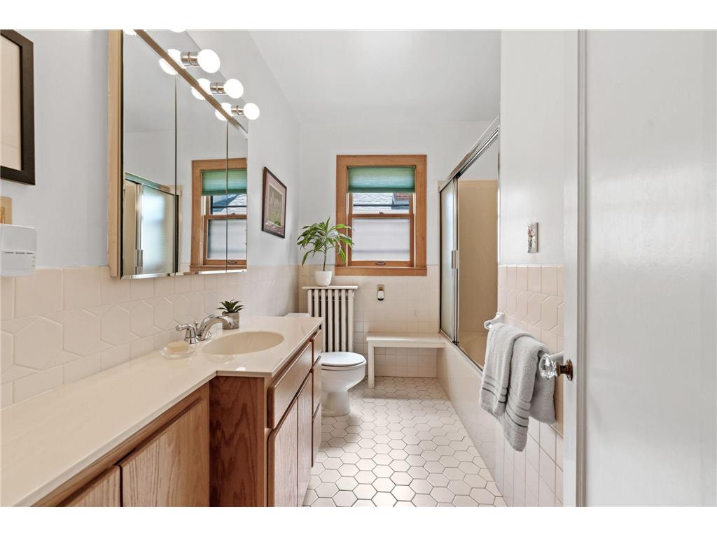 1629 W 25th Street Minneapolis MN 55405 7059156 image69
