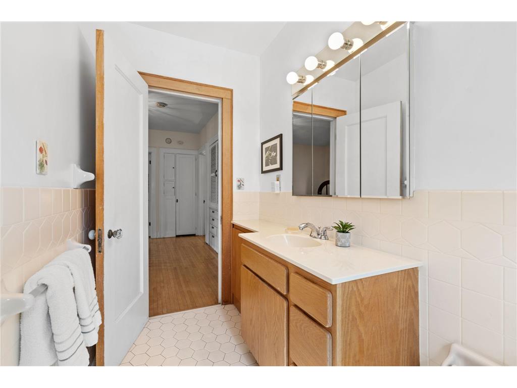 1629 W 25th Street Minneapolis MN 55405 7059156 image71