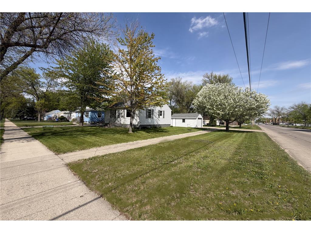 1630 14th Street S Fargo ND 58103 7082670 image2