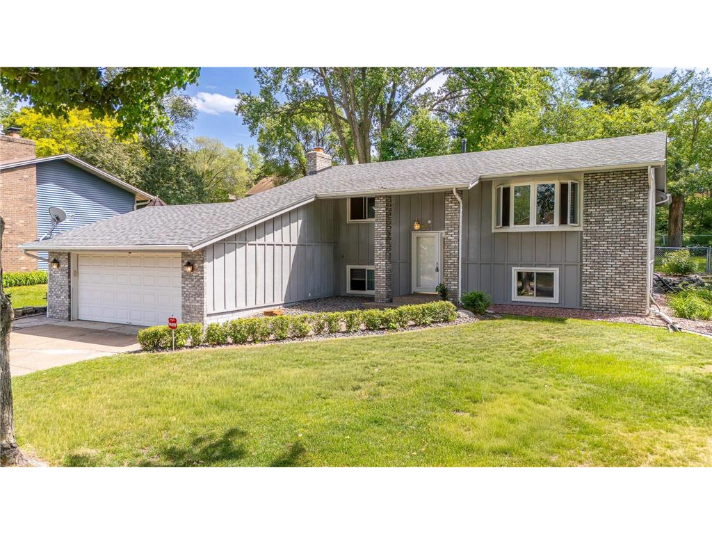 1630 Camelot Lane NE Fridley MN 55432 7087531 image1