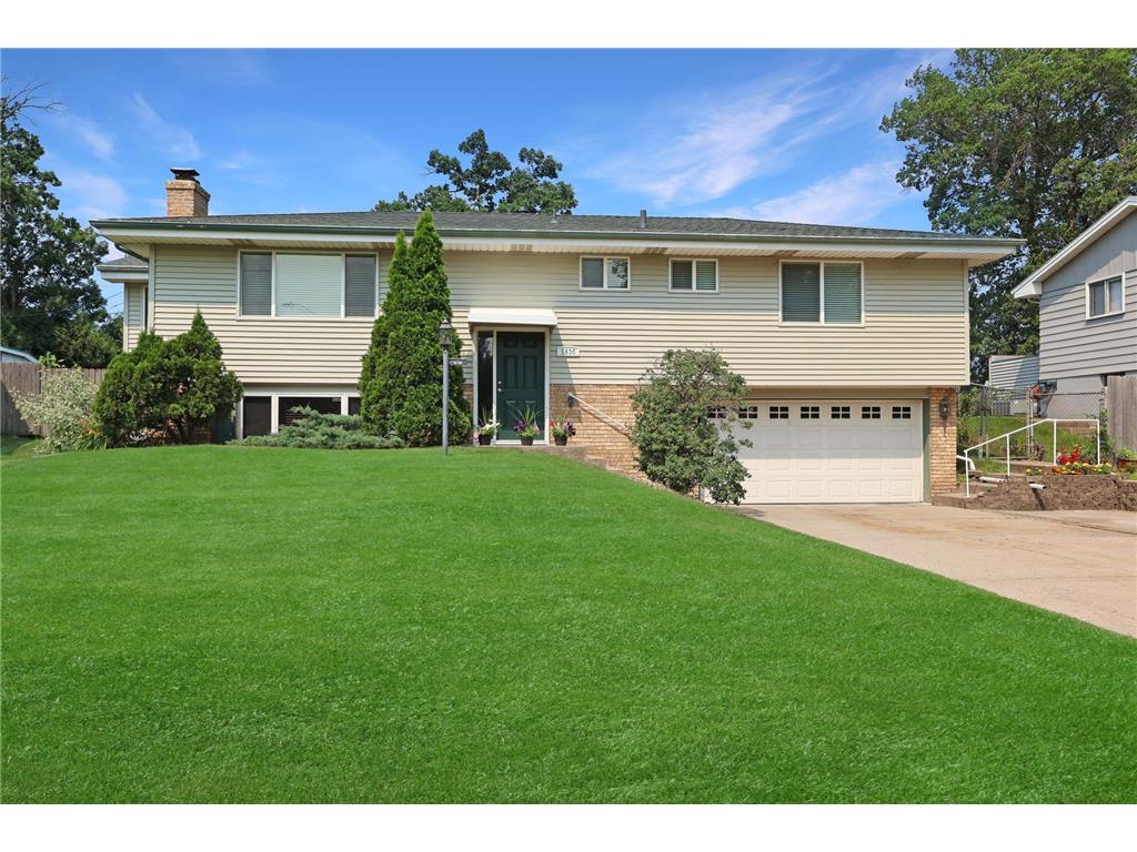 1630 Fairway Drive NE Columbia Heights MN 55421 6768743 image1