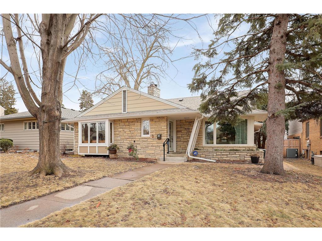 1630 Hillcrest Avenue Saint Paul MN 55116 6674455 image1