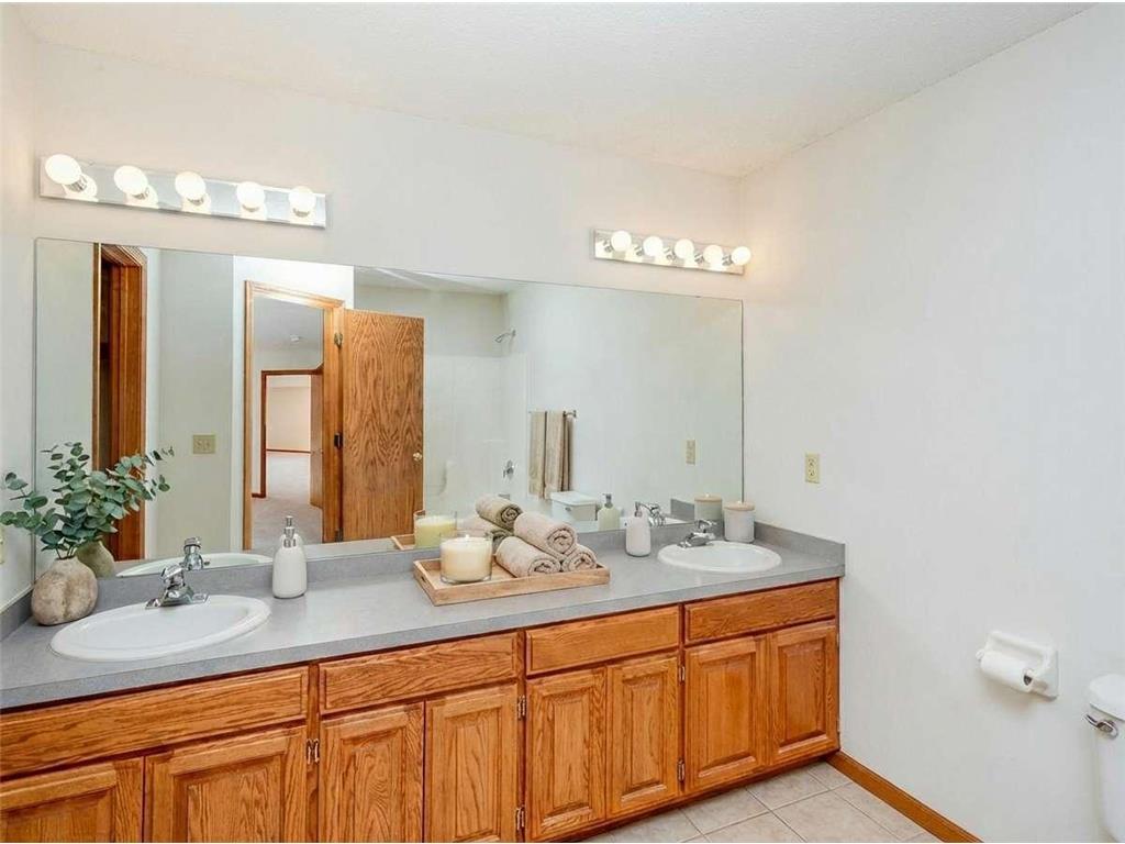 1630 Mackubin Street Saint Paul MN 55117 7031368 image22