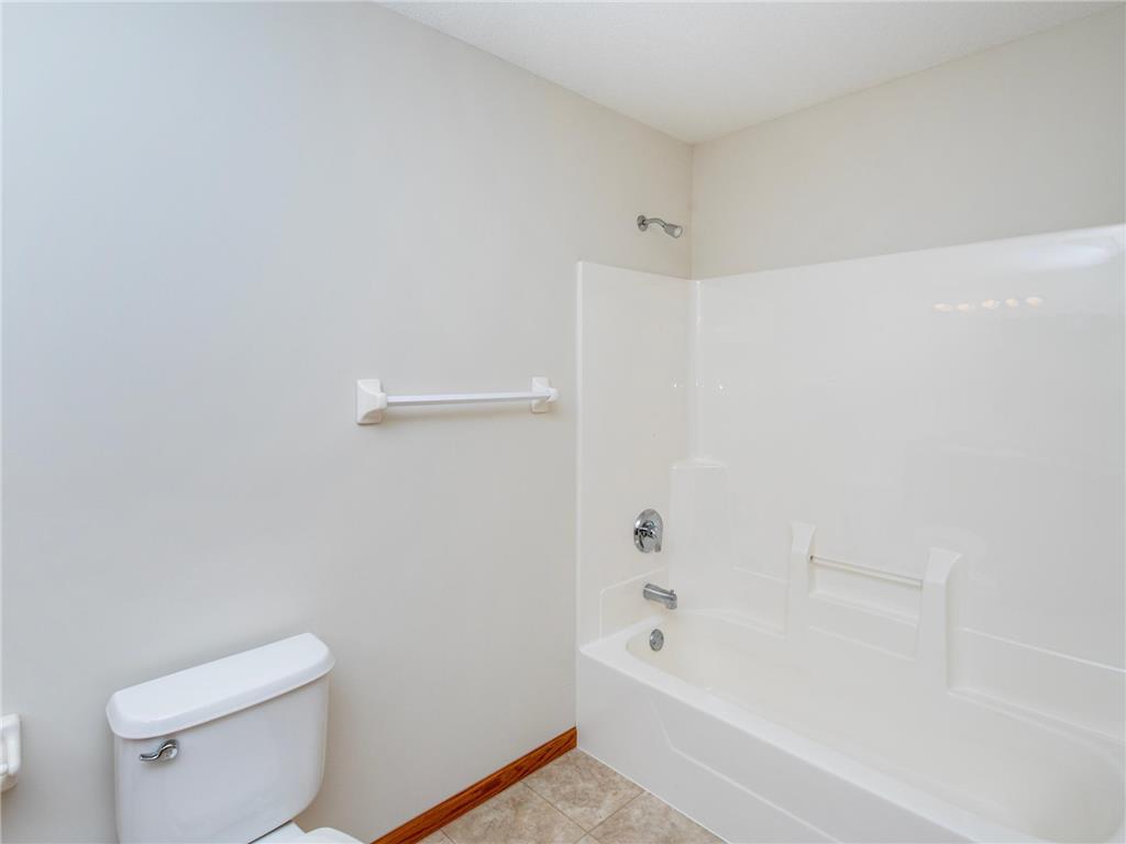 1630 Mackubin Street Saint Paul MN 55117 7031368 image25