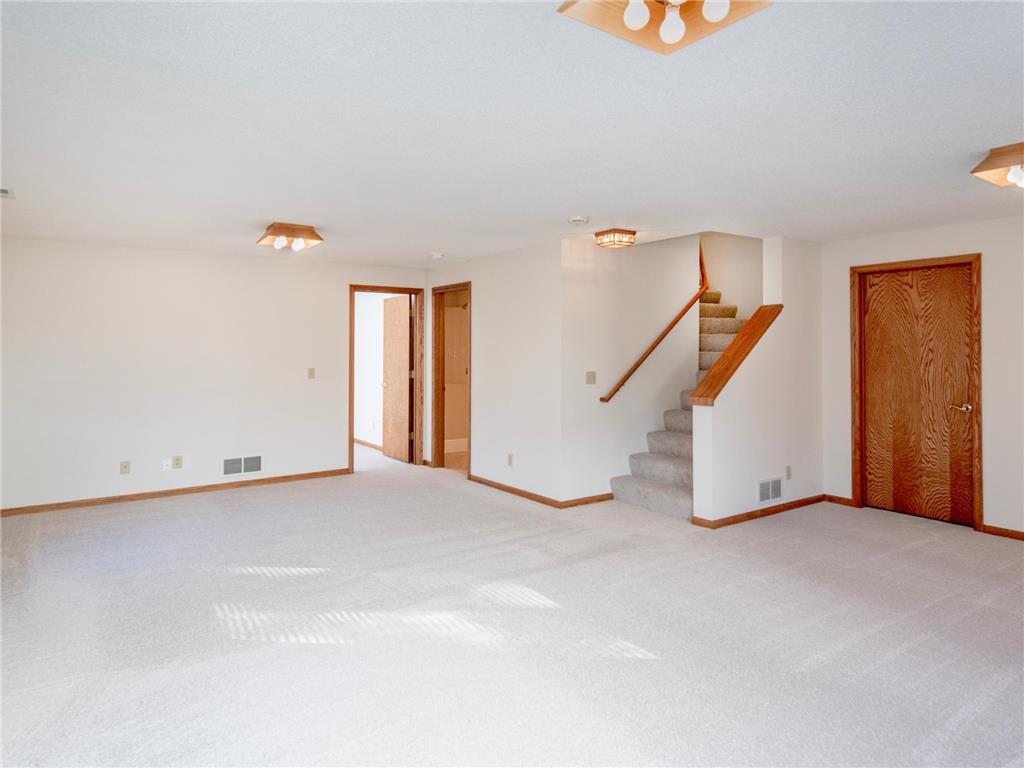 1630 Mackubin Street Saint Paul MN 55117 7031368 image30