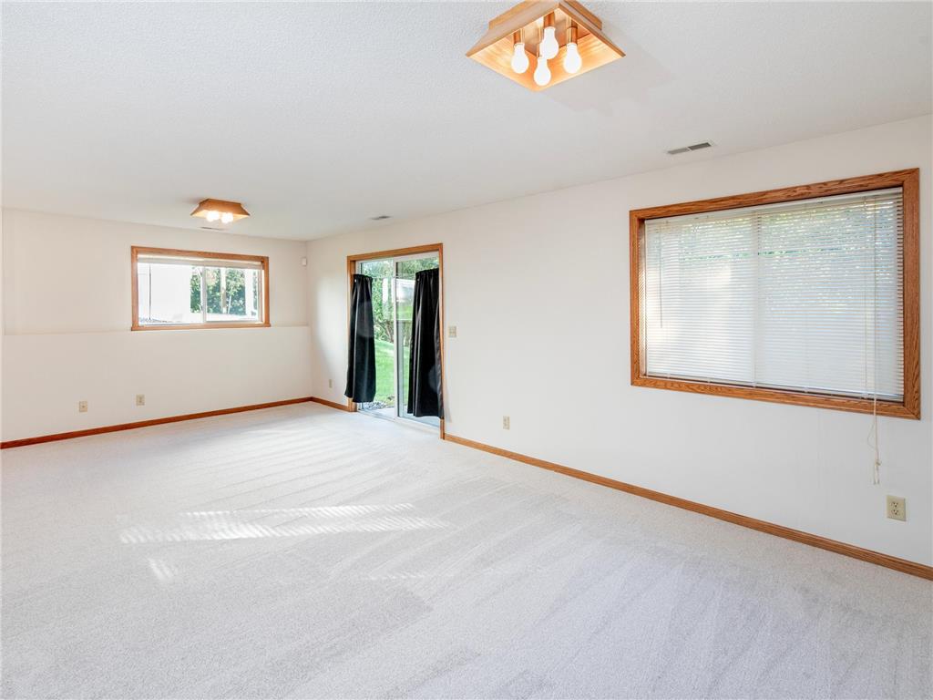 1630 Mackubin Street Saint Paul MN 55117 7031368 image31