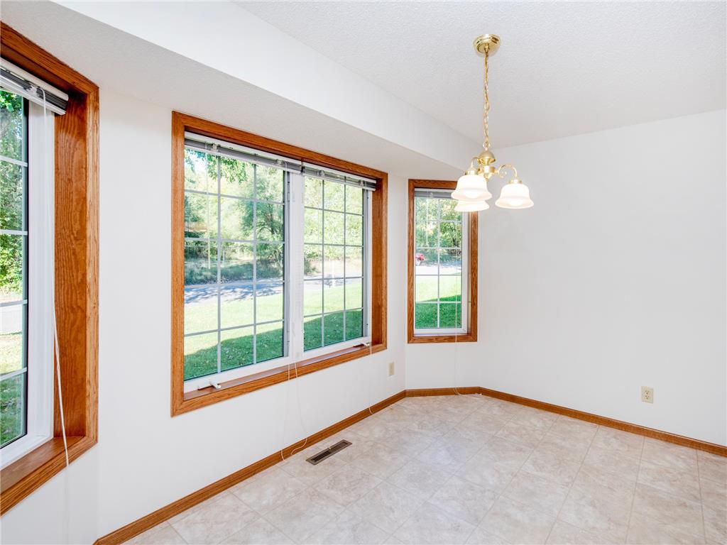 1630 Mackubin Street Saint Paul MN 55117 7031368 image8