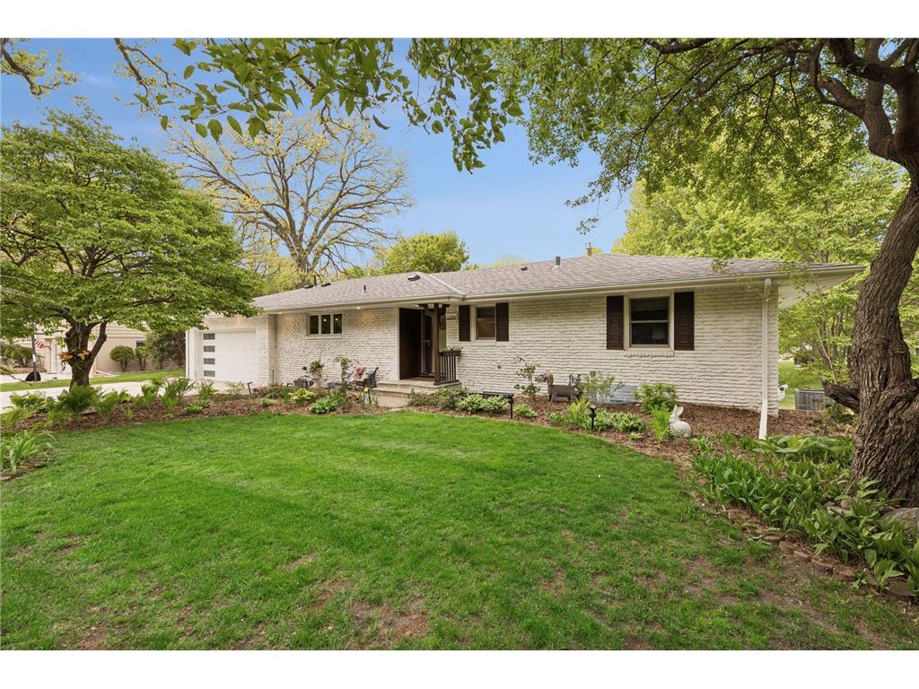 16300 Highwood Drive Minnetonka MN 55345 7031177 image1