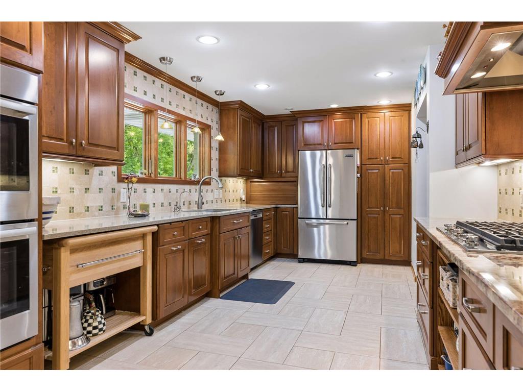 16300 Highwood Drive Minnetonka MN 55345 7031177 image4